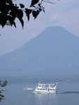 Lago Atitlan volcan San Pedro