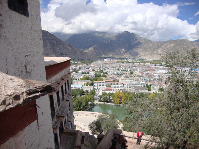 Blick auf Lhasa vom Potala Palast