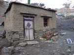 tibetisches Wohnhaus am Pass