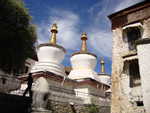 Shigatse Stupas im Tashilhunpo-Kloster