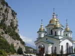 Orthodoxe Kirche in den Bergen zwischen Jalta und Misschor