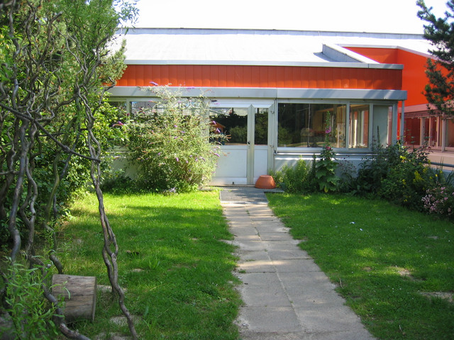 Schule Laborschule in Bielefeld ein Eingang zum Haus 1