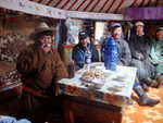 Zu Gast bei einer mongolischen Familie in einer Jurte