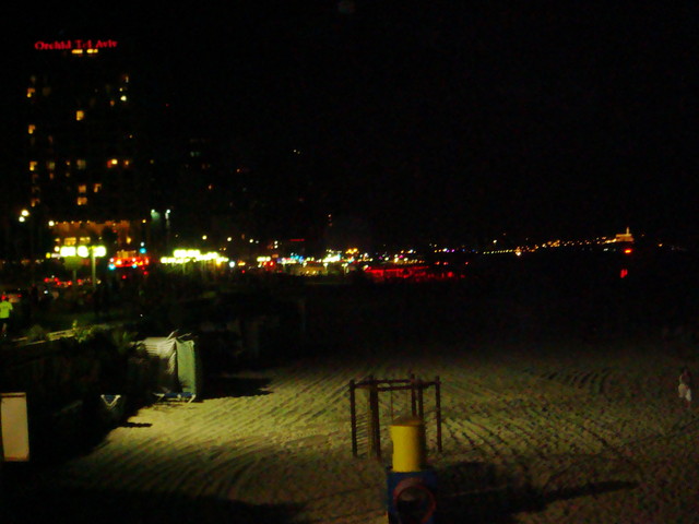 Tel Aviv abends am Strand