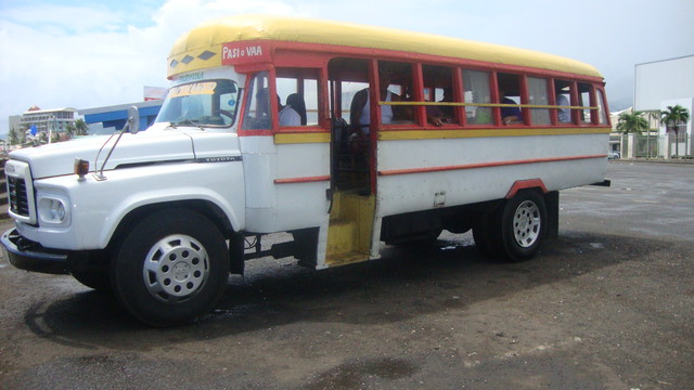 typischer Bus auf Samoa