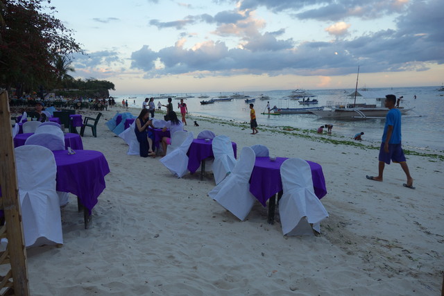 Panglao Abendessen am Strand