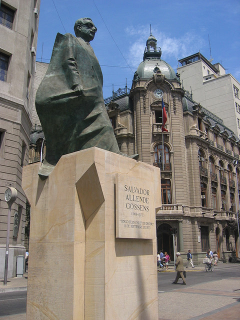 Allende-Denkmal